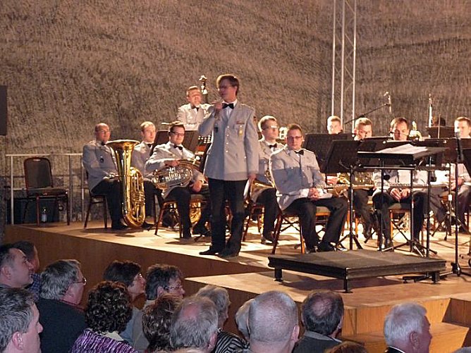 Stimmungsvoller Rahmen (Foto: Karl-Heinz Herrmann)