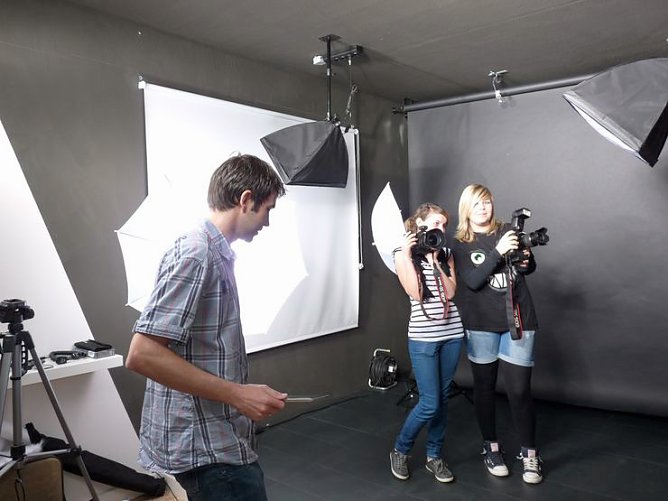 Bei der Arbeit geschnuppert (Foto: Karl-Heinz Herrmann)