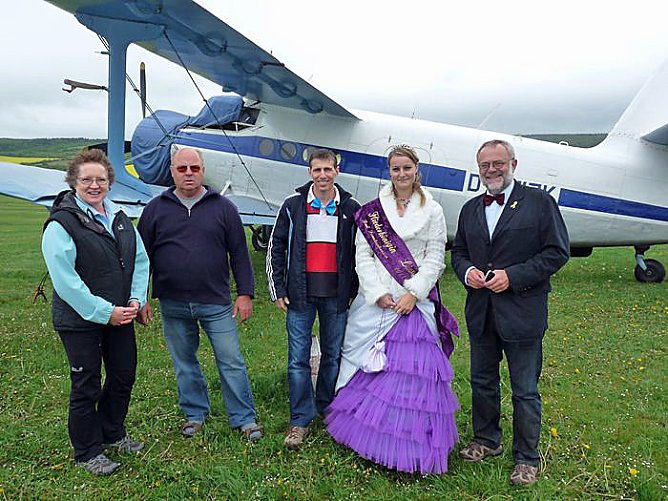 Am Boden geblieben (Foto: Karl-Heinz Herrmann) Am Boden geblieben (Foto: Karl-Heinz Herrmann)