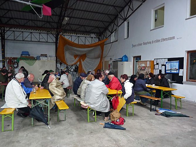 Am Boden geblieben (Foto: Karl-Heinz Herrmann) Am Boden geblieben (Foto: Karl-Heinz Herrmann)