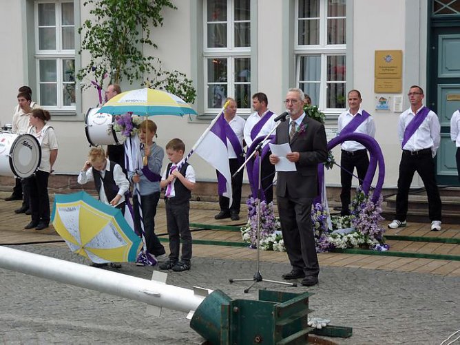 Fliederfest gestartet (Foto: Karl-Heinz Herrmann)