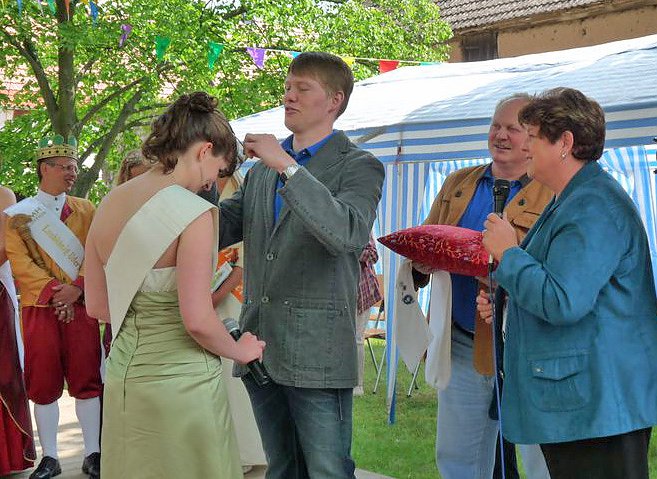 Zepter wechselte (Foto: Karl-Heinz Herrmann) Zepter wechselte (Foto: Karl-Heinz Herrmann)