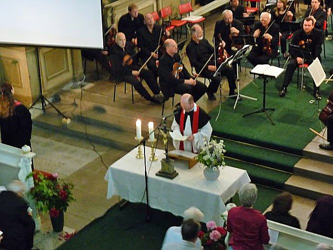 Abschluss SV-Fest (Foto: Karl-Heinz Herrmann) Abschluss SV-Fest (Foto: Karl-Heinz Herrmann)