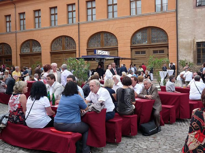 Vor der Premiere (Foto: Karl-Heinz Herrmann) Vor der Premiere (Foto: Karl-Heinz Herrmann)