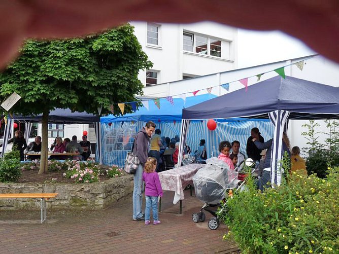 Wetter schreckte nicht (Foto: Karl-Heinz Herrmann) Wetter schreckte nicht (Foto: Karl-Heinz Herrmann)