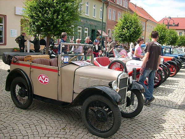 Stadtfest Greußen (Foto: Karl-Heinz Herrmann) Stadtfest Greußen (Foto: Karl-Heinz Herrmann)