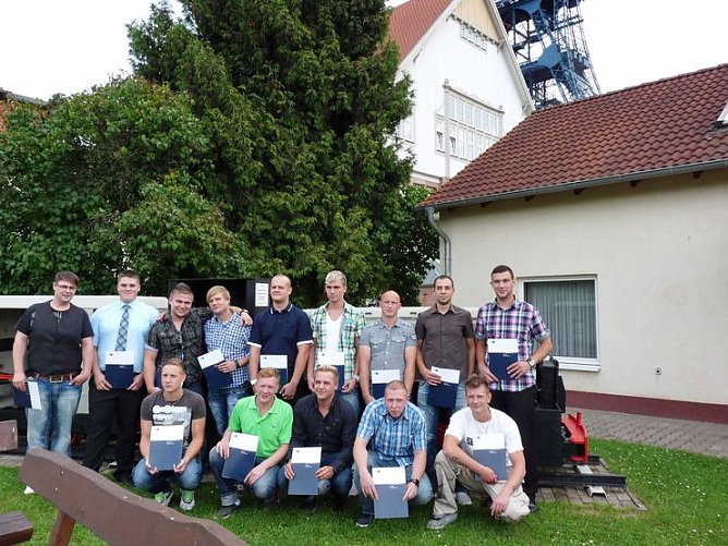 Neue Bergbautechnologen (Foto: Karl-Heinz Herrmann)