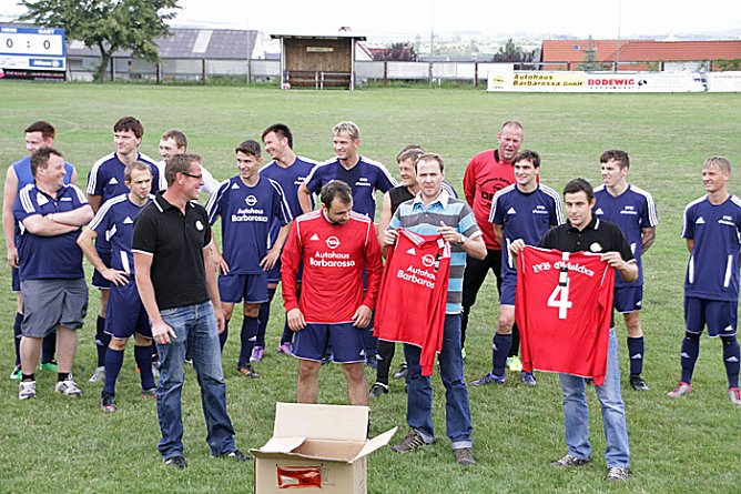 Gute und schlechte Nachrichten (Foto: B. Wollweber) Gute und schlechte Nachrichten (Foto: B. Wollweber)