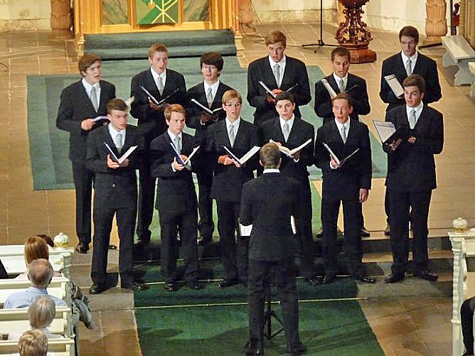 Beeindruckendes Konzert (Foto: Karl-Heinz Herrmann) Beeindruckendes Konzert (Foto: Karl-Heinz Herrmann)