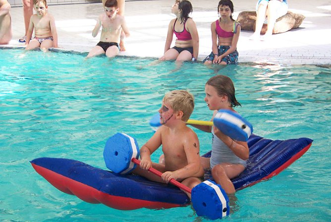 Kinder-Zaubershow & Clown Leo (Foto: Kyffh&auml;user-Therme)