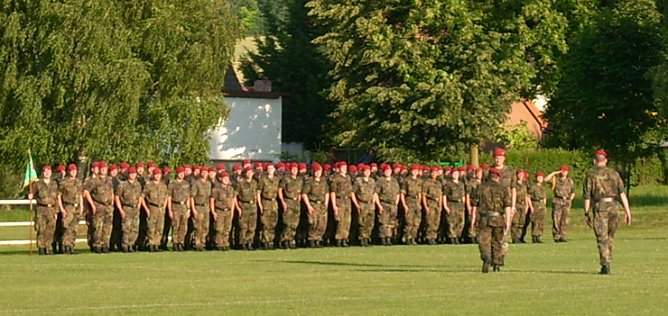 Kommandoübergabe bei Garnison Sondershausen (Foto: Karl-Heinz Herrmann) Kommandoübergabe bei Garnison Sondershausen (Foto: Karl-Heinz Herrmann)