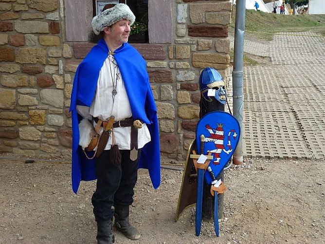 Mittelaltermarkt auf der Wasserburg (Foto: J&uuml;rgen Kieper)