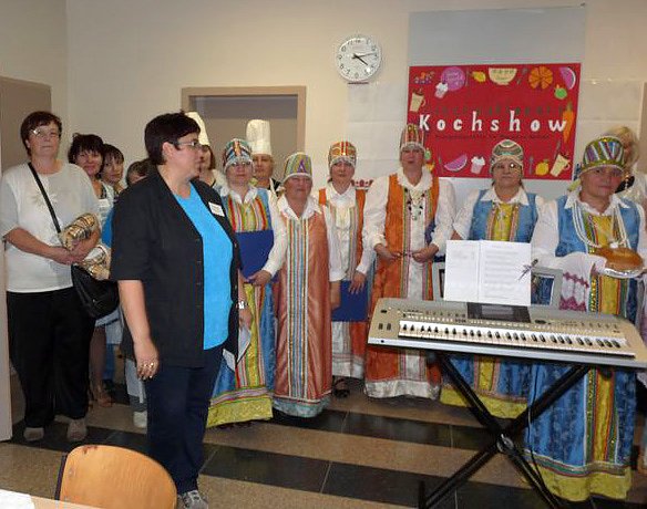 Andrang in der Küche (Foto: Karl-Heinz Herrmann) Andrang in der Küche (Foto: Karl-Heinz Herrmann)