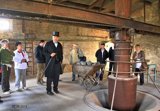 Eine Reise in die Vergangenheit (Foto: B. Wollweber) Eine Reise in die Vergangenheit (Foto: B. Wollweber)