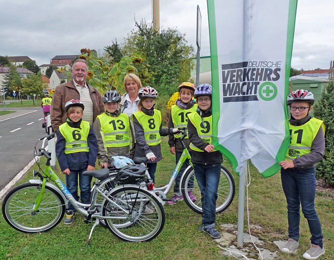 Räder für Verkehrswacht (Foto: Karl-Heinz Herrmann) Räder für Verkehrswacht (Foto: Karl-Heinz Herrmann)