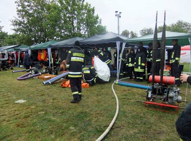 Reif für die Insel (Foto: FFW Himmelsberg) Reif für die Insel (Foto: FFW Himmelsberg)