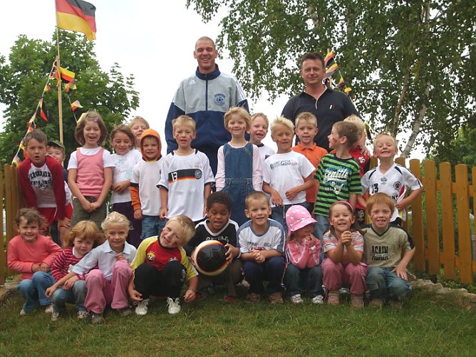 Fußball EM in der Kita Käferland (Foto: Thmas Büßer) Fußball EM in der Kita Käferland (Foto: Thmas Büßer)