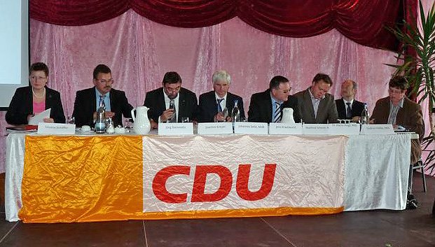 Kreisparteitag durchgeführt (1) (Foto: Karl-Heinz Herrmann) Kreisparteitag durchgeführt (1) (Foto: Karl-Heinz Herrmann)