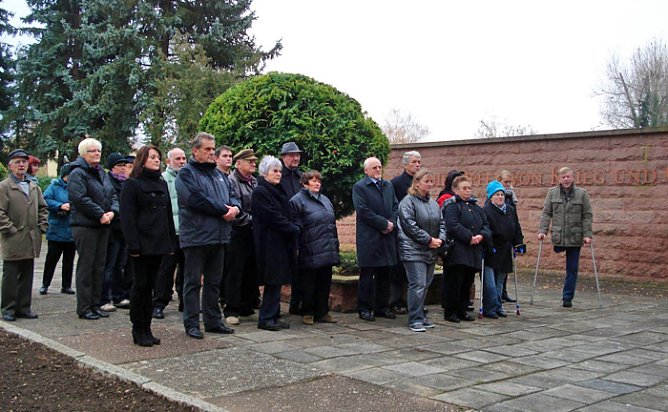 Volkstrauertag Artern (Foto: Ronald R&ouml;mer)