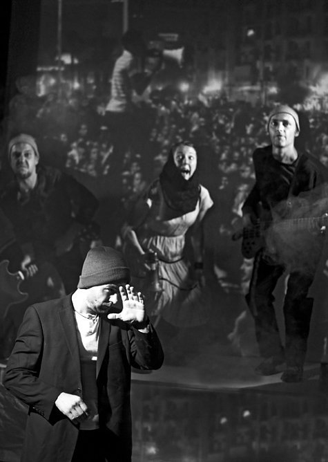 ROMEO + JULIA (Foto: Thüringer Theaterverband) ROMEO + JULIA (Foto: Thüringer Theaterverband)