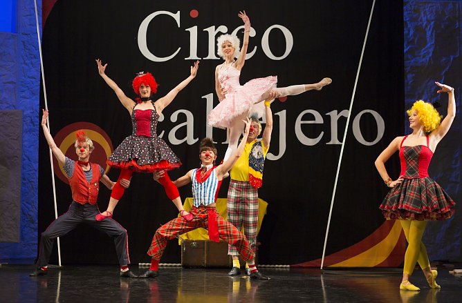 Ausschnitt aus dem Ballett (Foto: Tilmann Graner)