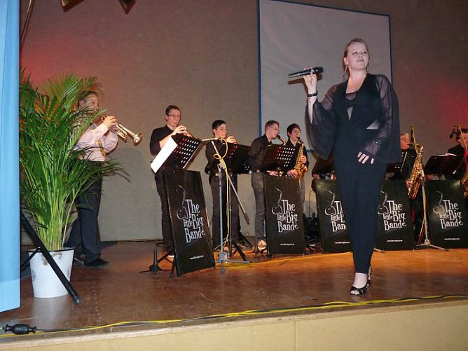 Lange gefeiert (Foto: Karl-Heinz Herrmann)