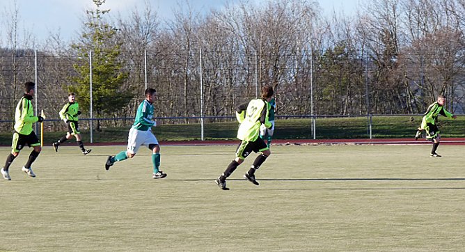 Eintracht testet (Foto: Karl-Heinz Herrmann) Eintracht testet (Foto: Karl-Heinz Herrmann)