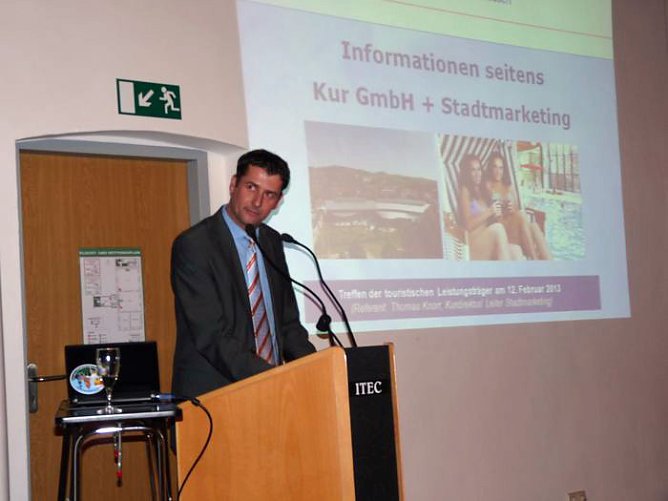 Treffen touristischer Leistungsträger in Bad Frankenhausen (2) (Foto: Karl-Heinz Herrmann) Treffen touristischer Leistungsträger in Bad Frankenhausen (2) (Foto: Karl-Heinz Herrmann)