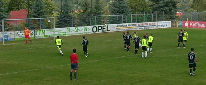 Eintracht Sondershausen (Foto: Karl-Heinz Herrmann) Eintracht Sondershausen (Foto: Karl-Heinz Herrmann)