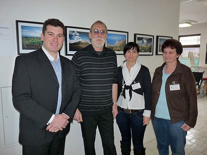 Informationspunkt er&ouml;ffnet (Foto: Karl-Heinz Herrmann)