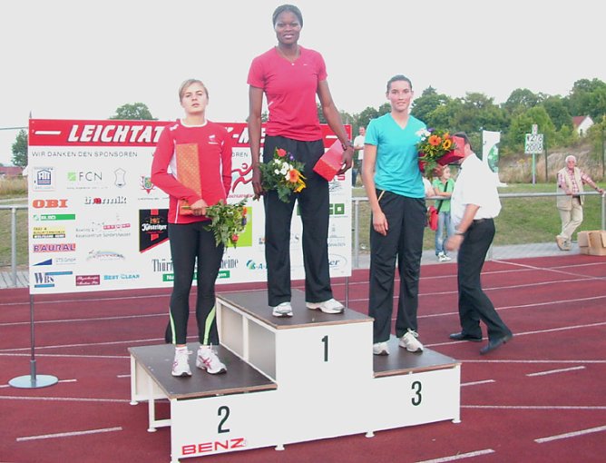 400 m Lauf Frauen (Foto: Karl-Heinz Herrmann)