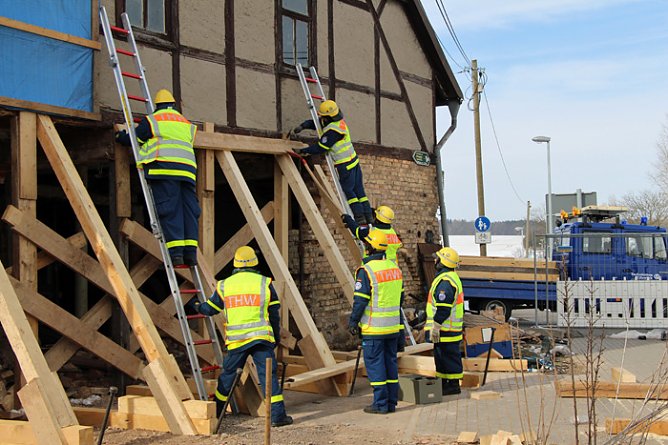 Folgeeinsatz für das THW (Foto: THW Ortsverband) Folgeeinsatz für das THW (Foto: THW Ortsverband)