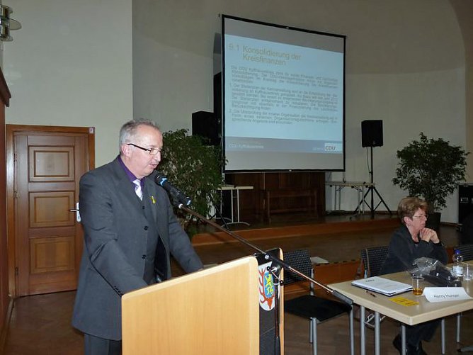 Finanzen sanieren (Foto: Karl-Heinz Herrmann)