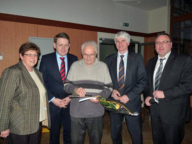 Jubilare und mehr (Foto: Karl-Heinz Herrmann) Jubilare und mehr (Foto: Karl-Heinz Herrmann)