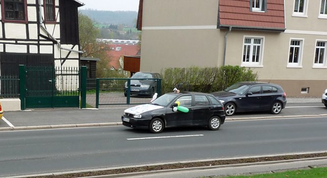 Geschm&uuml;ckte Autos? (Foto: Karl-Heinz Herrmann)
