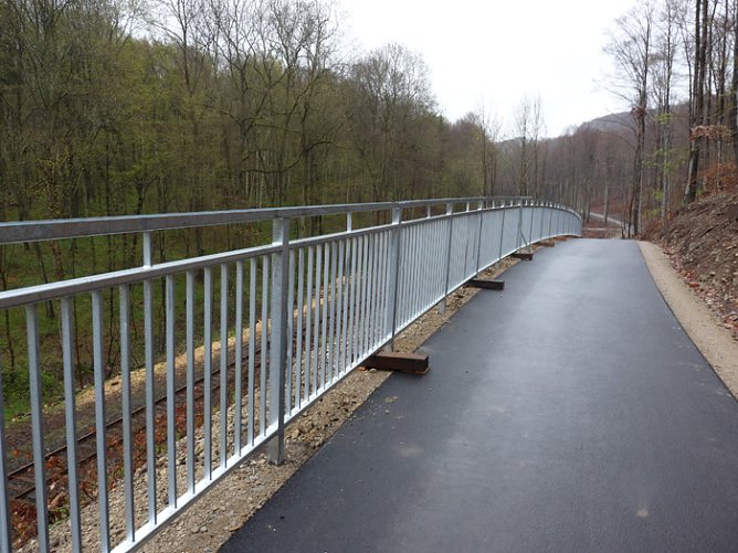 Neue Übergabe (Foto: Karl-Heinz Herrmann) Neue Übergabe (Foto: Karl-Heinz Herrmann)