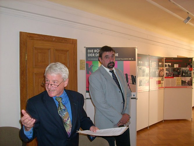 "Die R&uuml;ckkehr der Demokratie (Foto: Karl-Heinz Herrmann)