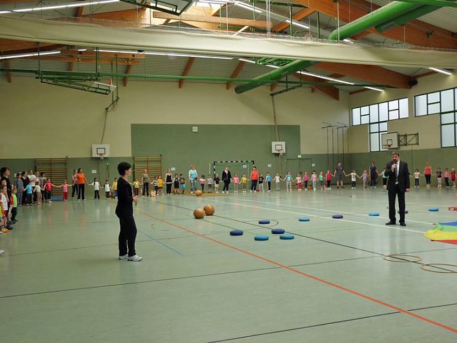 Fit für die Schule (Foto: Karl-Heinz Herrmann) Fit für die Schule (Foto: Karl-Heinz Herrmann)