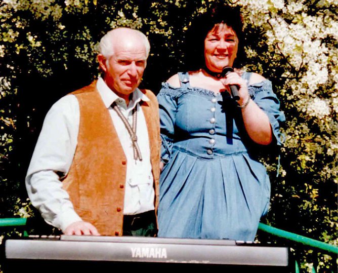 Auftakt am Sonntag (Foto: Kyffhäusertherme) Auftakt am Sonntag (Foto: Kyffhäusertherme)