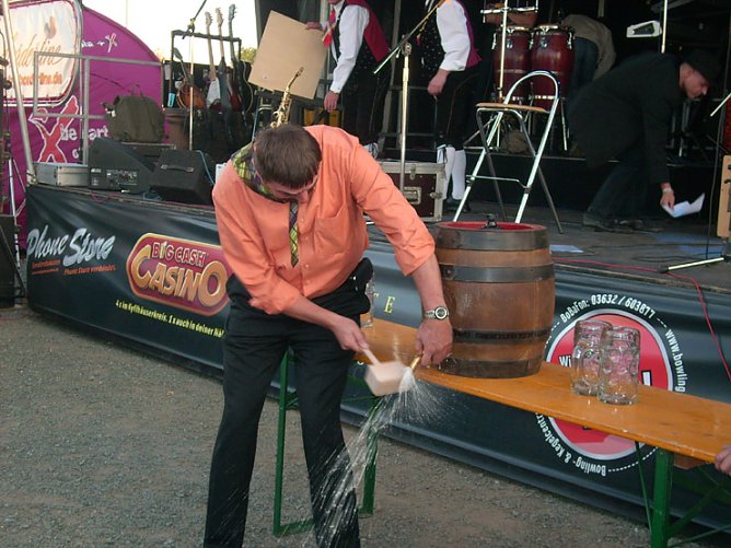 1. Bierfest Sondershausen (Foto: Karl-Heinz Herrmann) 1. Bierfest Sondershausen (Foto: Karl-Heinz Herrmann)