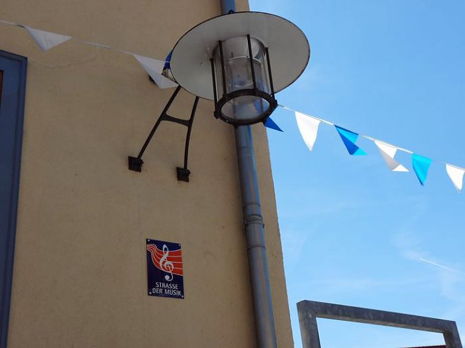 Straße der Musik (Foto: Karl-Heinz Herrmann) Straße der Musik (Foto: Karl-Heinz Herrmann)