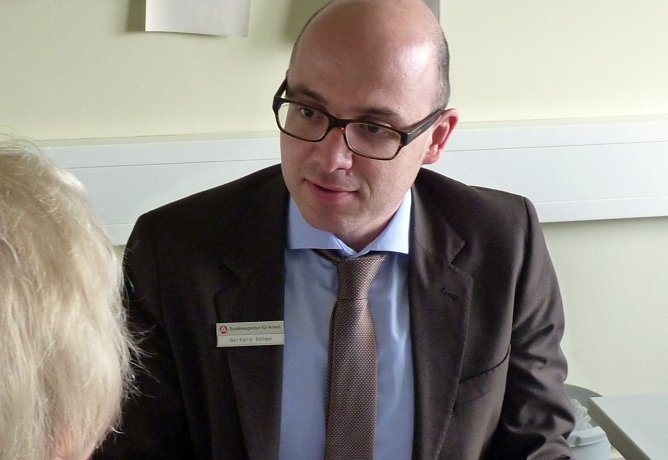 Beratung jetzt (Foto: AA)