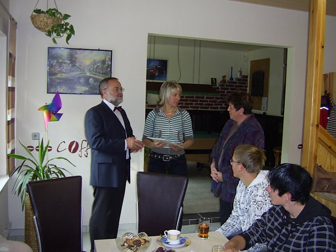 Übergabe Lottomittel (Foto: Kreisjugendring) Übergabe Lottomittel (Foto: Kreisjugendring)