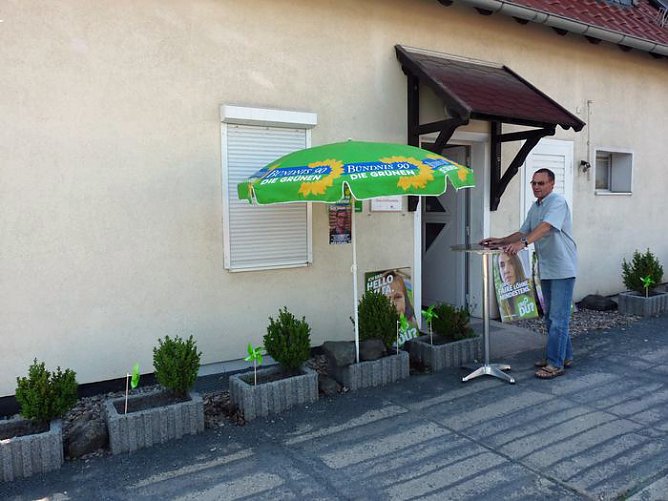 Wahlkreisbüro eröffnet (Foto: Karl-Heinz Herrmann) Wahlkreisbüro eröffnet (Foto: Karl-Heinz Herrmann)