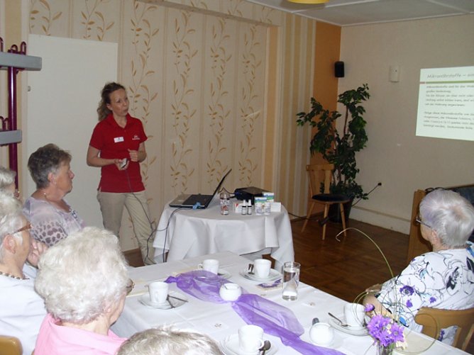Vortrag zu Herzkreislauf beim WB 4 (Foto: Thomas Leipold) Vortrag zu Herzkreislauf beim WB 4 (Foto: Thomas Leipold)