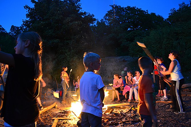 Sommer im KiEZ (Foto: Ferienpark Feuerkuppe) Sommer im KiEZ (Foto: Ferienpark Feuerkuppe)