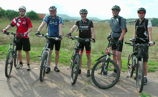 Mit dem Rad unterwegs (2) (Foto: Karl-Heinz Herrmann)