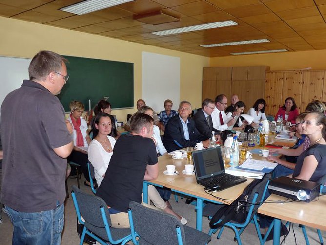 Zu Besuch bei Starthilfe (Foto: Karl-Heinz Herrmann)