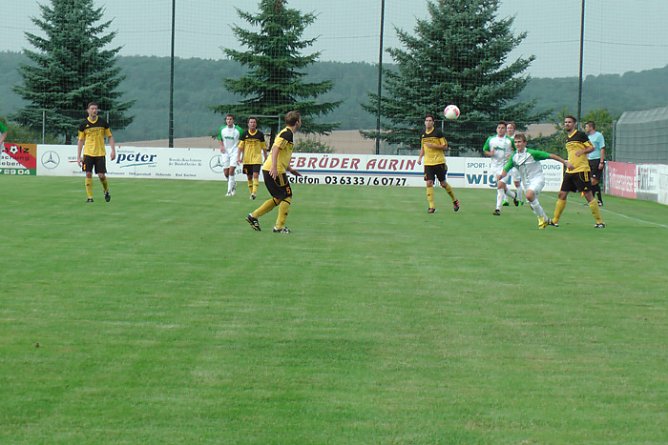 Das war knapp (Foto: Karl-Heinz Herrmann) Das war knapp (Foto: Karl-Heinz Herrmann)