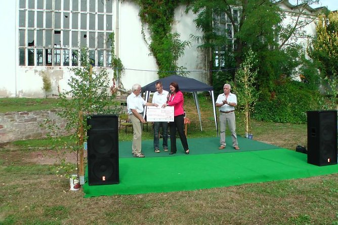 Klosterfest in Göllingen (Foto: Karl-Heinz Herrmann) Klosterfest in Göllingen (Foto: Karl-Heinz Herrmann)